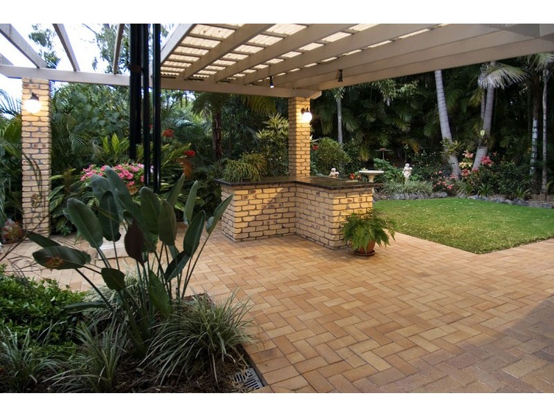 14 Raymore Court, Carindale QLD 4152