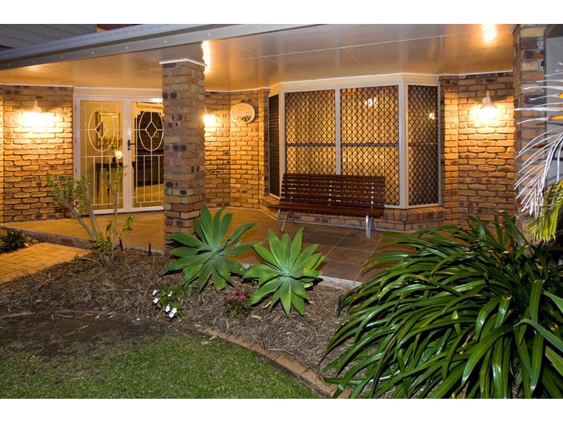 14 Raymore Court, Carindale QLD 4152