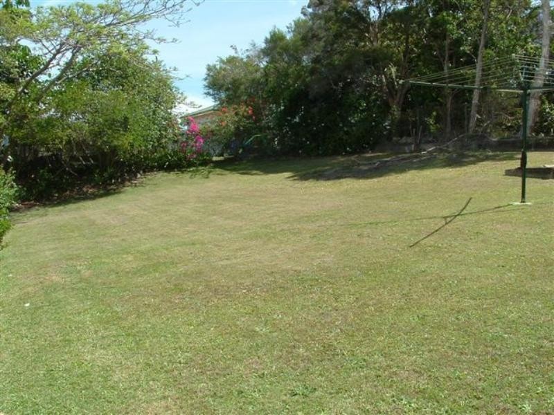 12 Quebec Avenue, Camp Hill QLD 4152