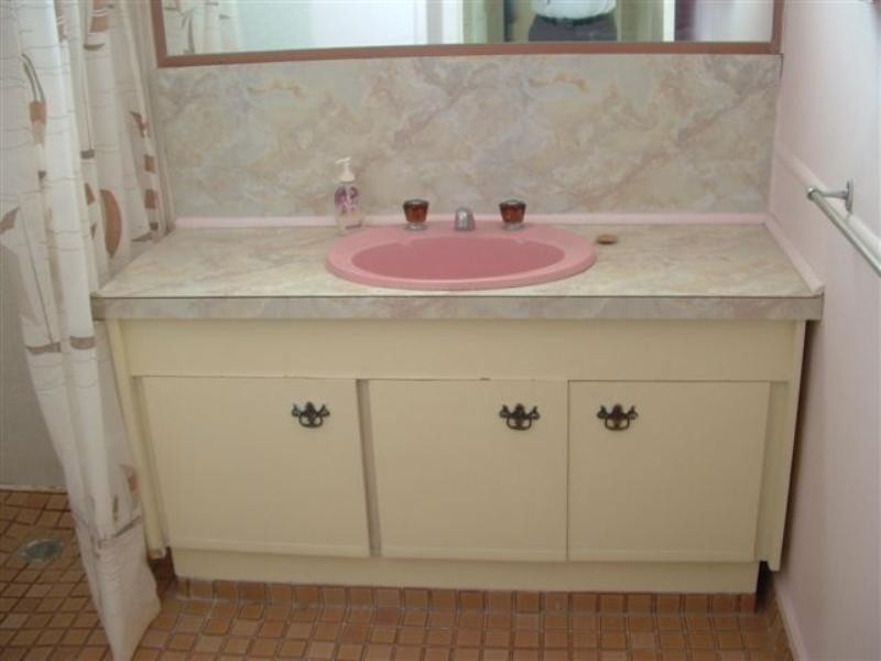 12 Quebec Avenue, Camp Hill QLD 4152