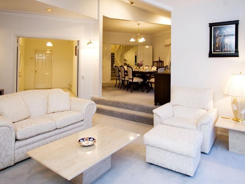 4 Haslam Court, Carindale QLD 4152