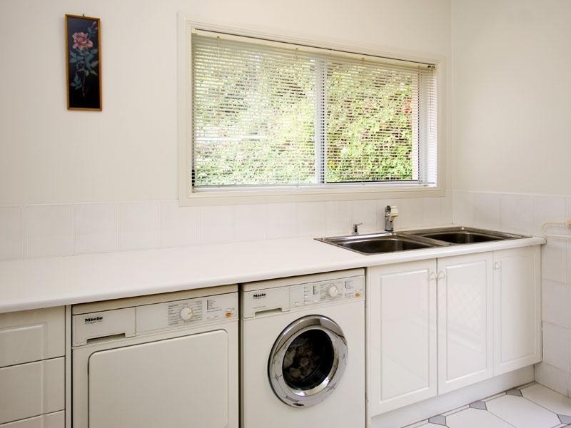 4 Haslam Court, Carindale QLD 4152