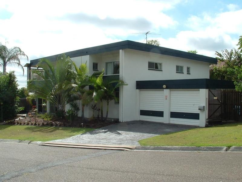 23 Uther Street, Carindale QLD 4152