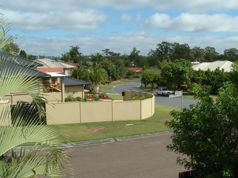 23 Uther Street, Carindale QLD 4152