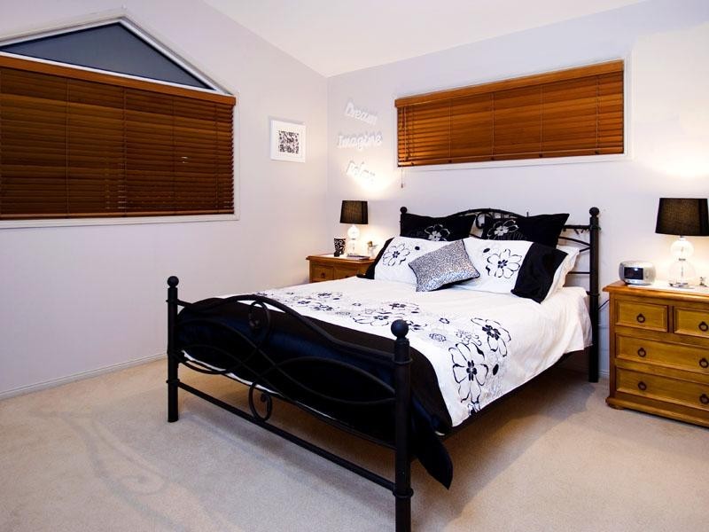 38 Amersham Crescent, Carindale QLD 4152