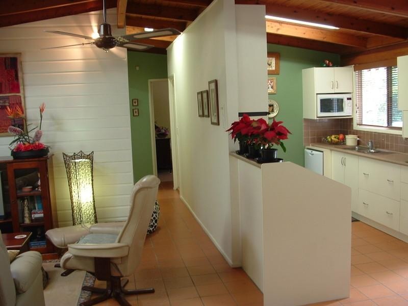 22 David Road, Holland Park QLD 4121