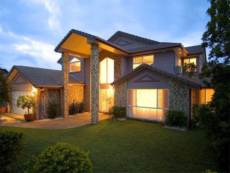 38 Amersham Crescent, Carindale QLD 4152