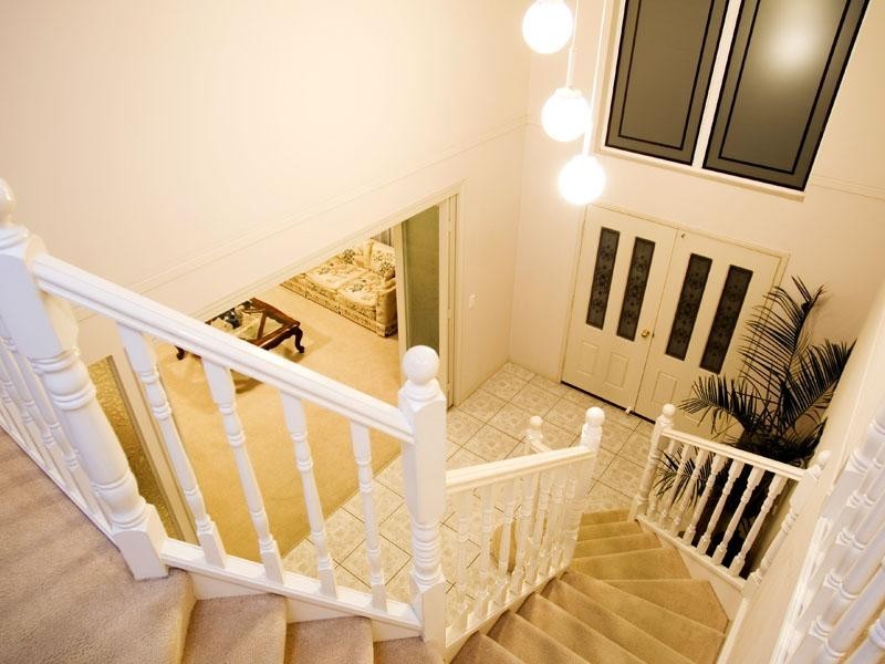 38 Amersham Crescent, Carindale QLD 4152