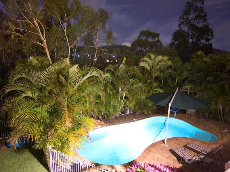 38 Amersham Crescent, Carindale QLD 4152