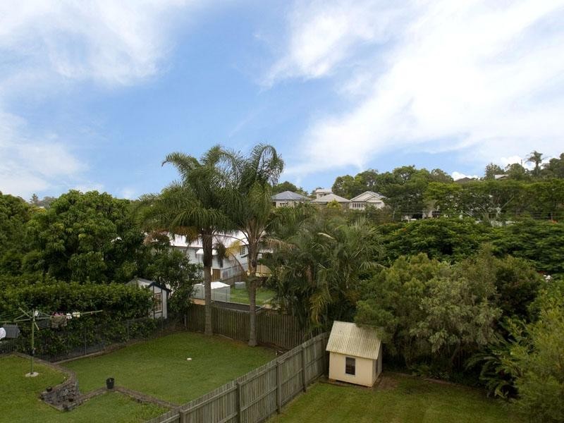 28 Donald Street, Camp Hill QLD 4152