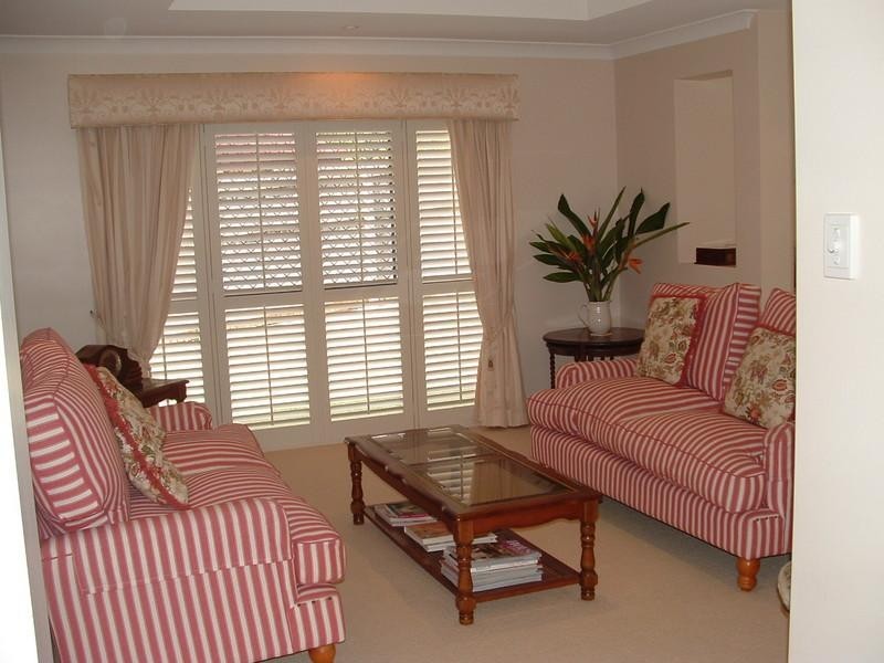 16 Barnstos Place, Carindale QLD 4152