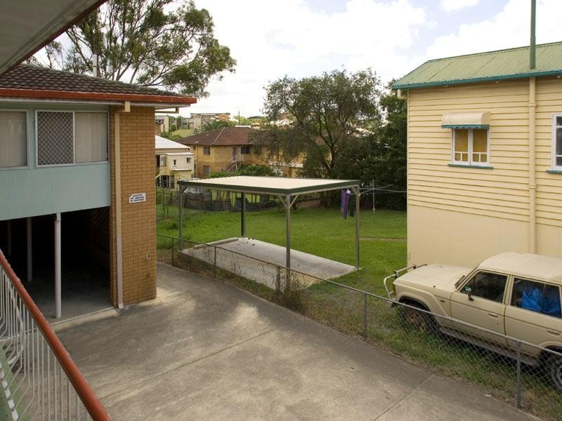 52 Nelson Street, Coorparoo QLD 4151