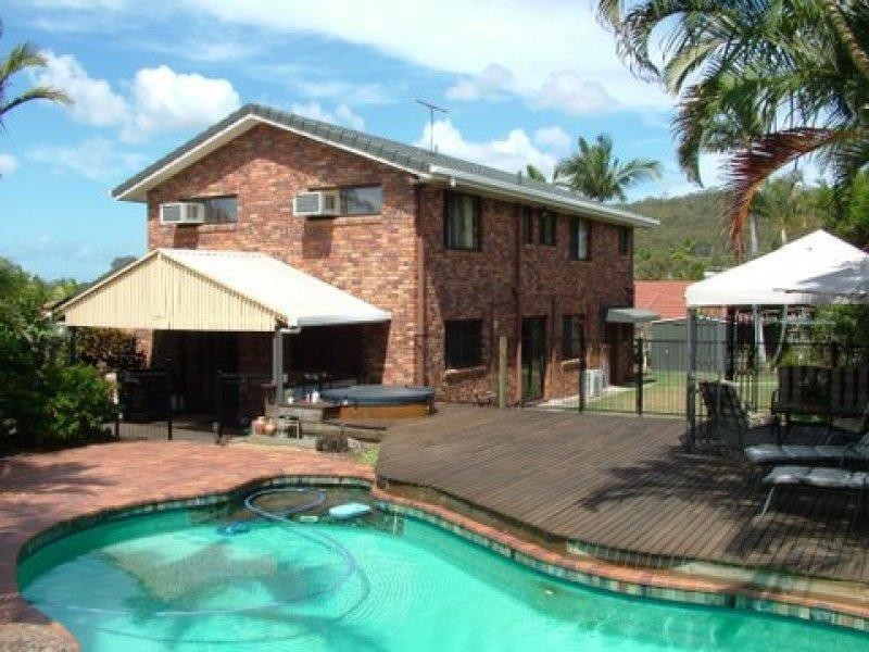 10 Nyleeta Court, Carindale QLD 4152