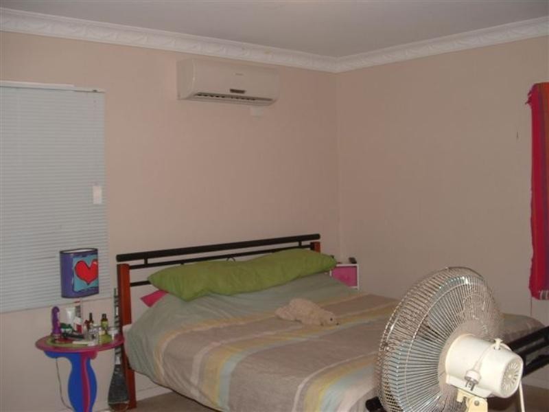 15 Swayne Street, Carina Heights QLD 4152