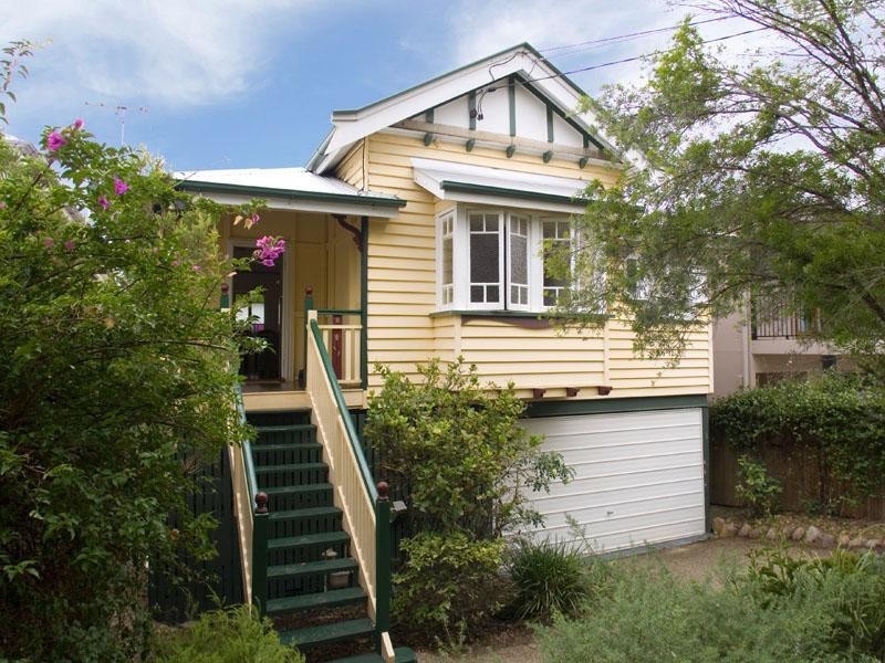 28 Donald Street, Camp Hill QLD 4152