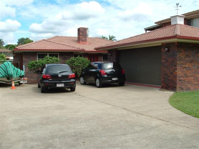 269 Winstanley Street, Carindale QLD 4152