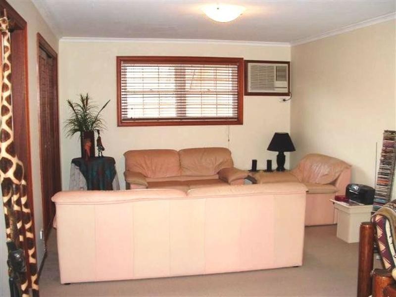 269 Winstanley Street, Carindale QLD 4152