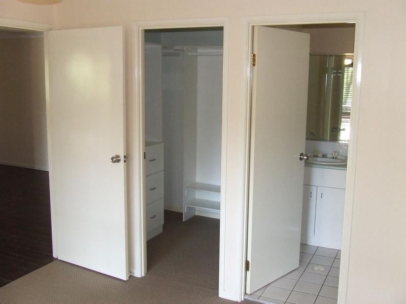 6 Maddison Place, Carina QLD 4152