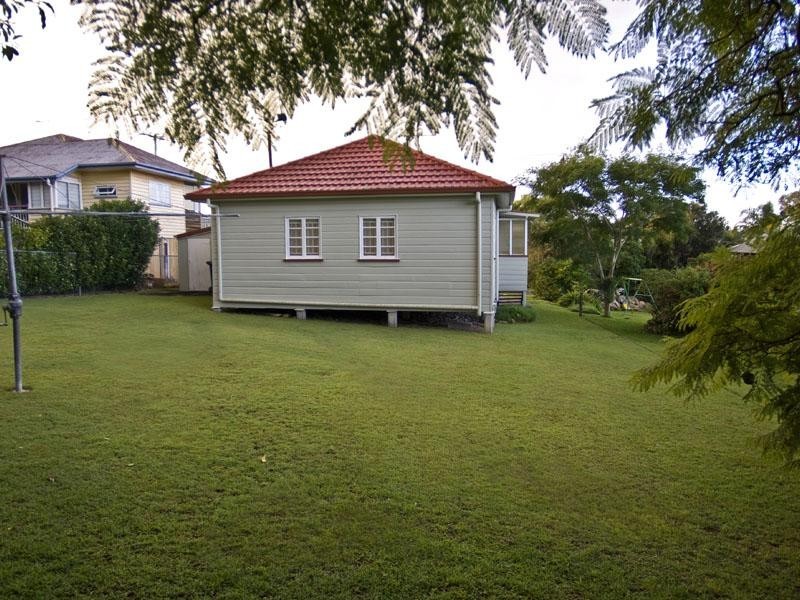 23 Akala Street, Camp Hill QLD 4152