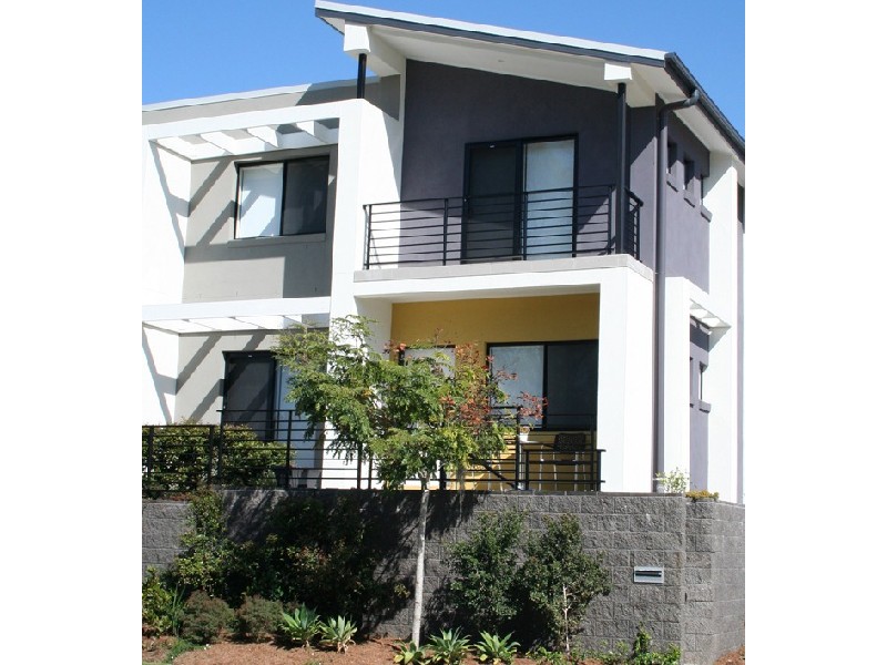 1a Surbiton Court, Carindale QLD 4152