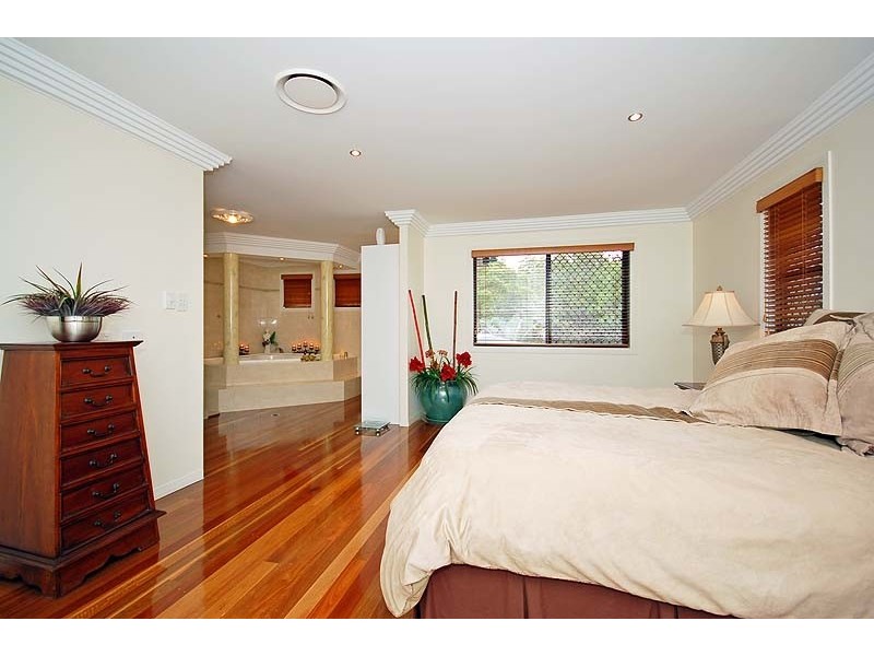 1 Devonshire Court, Carina Heights QLD 4152