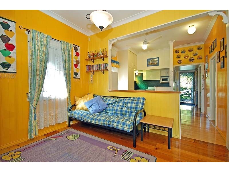14 Moore Street, Morningside QLD 4170