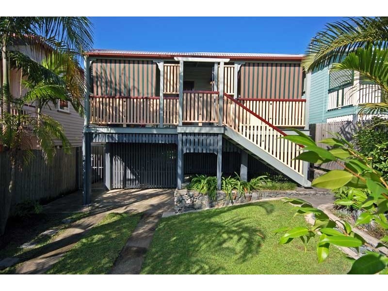 14 Moore Street, Morningside QLD 4170