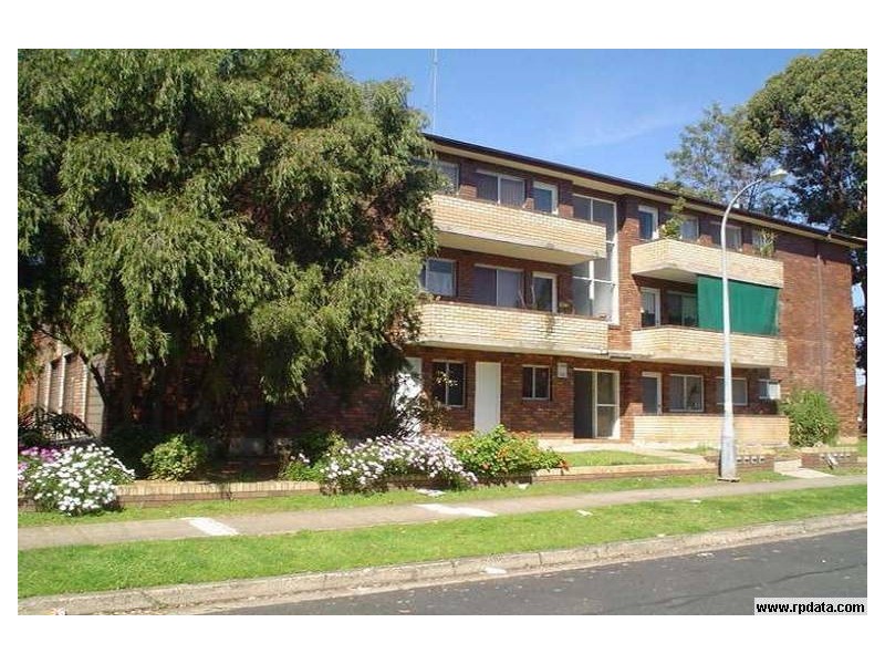 2/61 St Ann Street, Merrylands NSW 2160