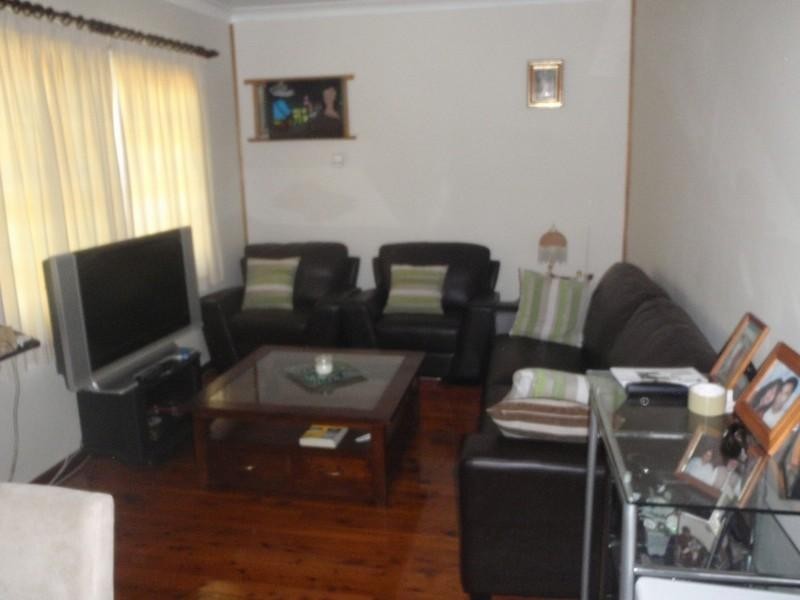 77 Spurway Street, Ermington NSW 2115