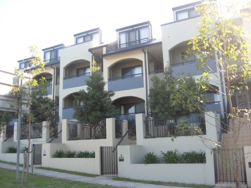 4/718-722 Victoria Road, Ermington NSW 2115