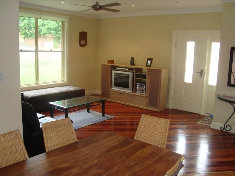 8 Blenheim Road, Carlingford NSW 2118