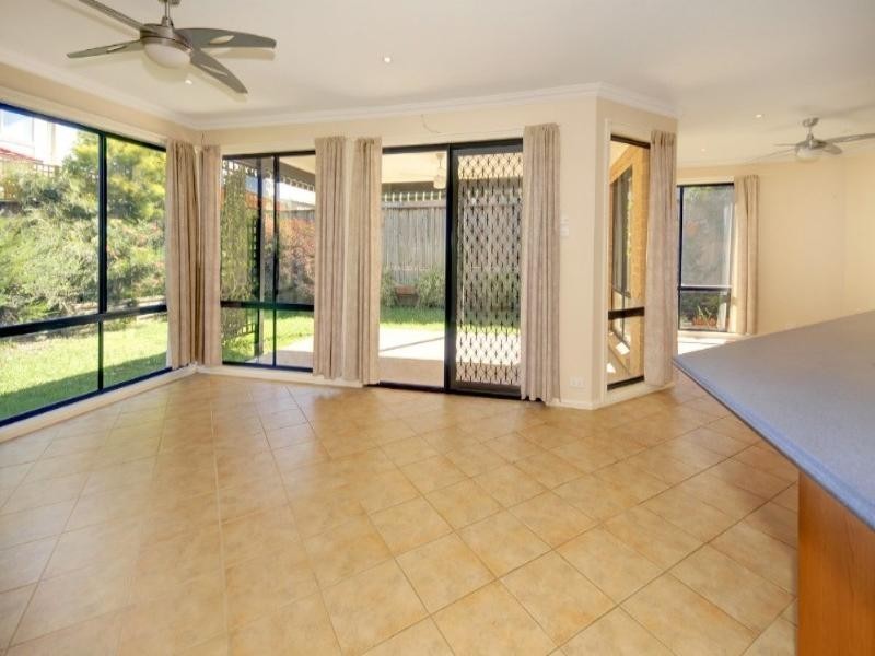 16 Bellenden Close, Glenwood NSW 2768