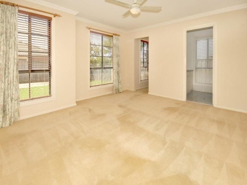 16 Bellenden Close, Glenwood NSW 2768