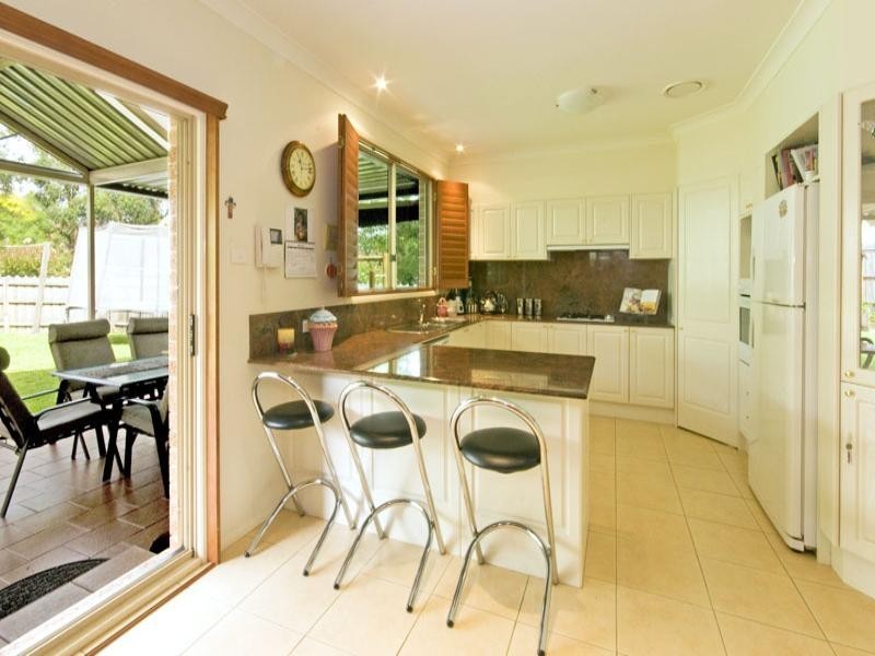 13 Blackwattle Circuit, Northmead NSW 2152