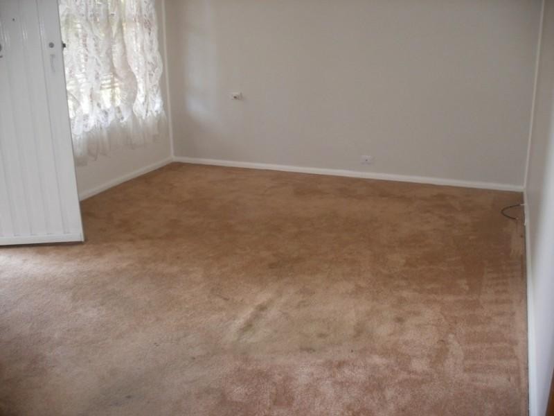 2 Hinkler Avenue, Ermington NSW 2115