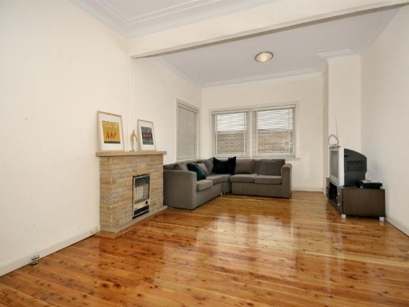 6 Sutherland Road, North Parramatta NSW 2151