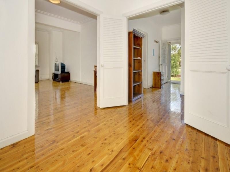 6 Sutherland Road, North Parramatta NSW 2151