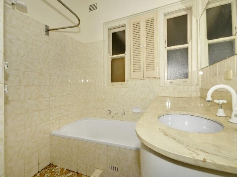 6 Sutherland Road, North Parramatta NSW 2151