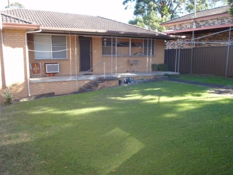 52 Iona Avenue, North Rocks NSW 2151