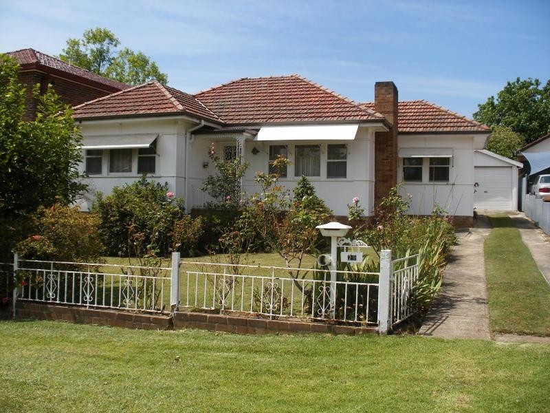 29 Cecil Avenue, Denistone East NSW 2112