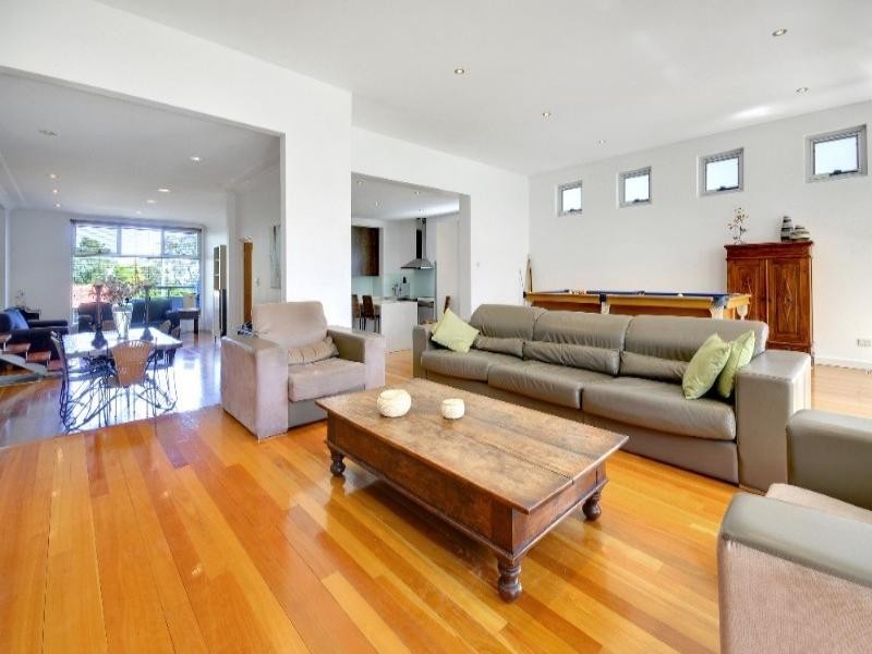 19 Lind Avenue, Oatlands NSW 2117