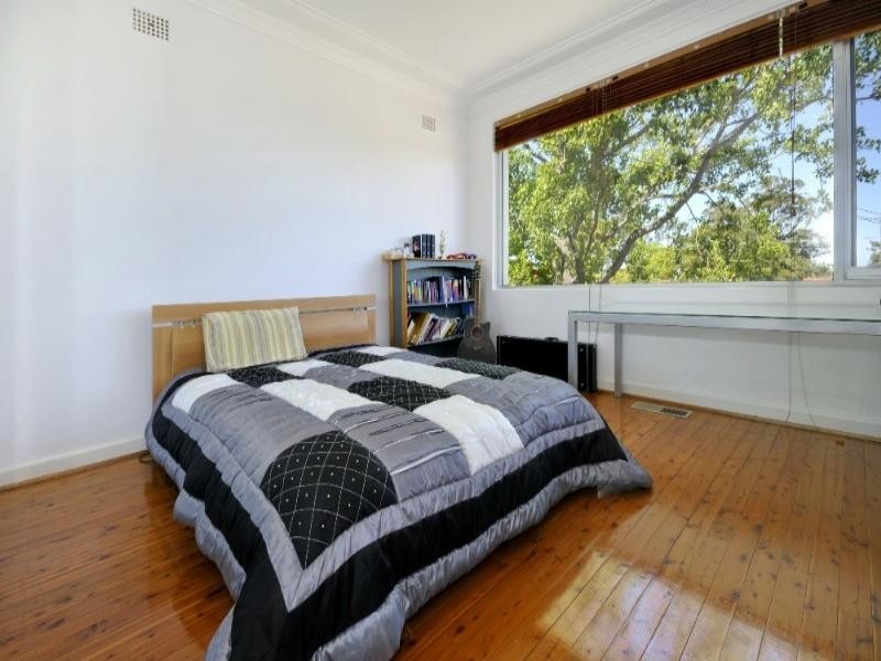 19 Lind Avenue, Oatlands NSW 2117