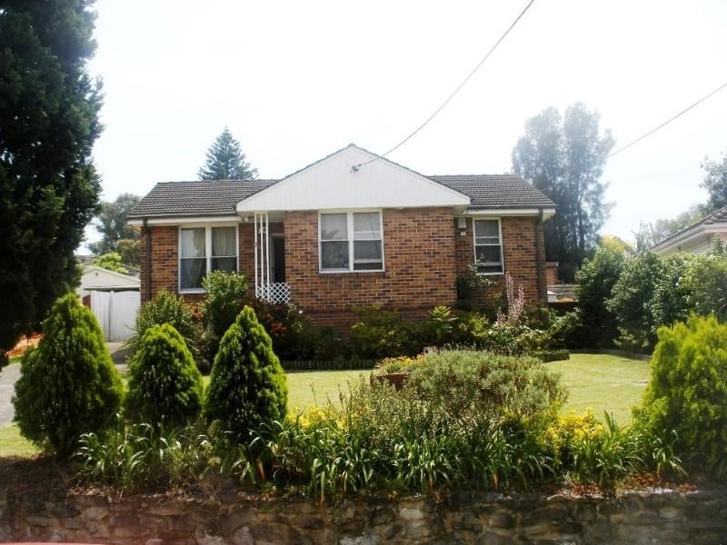 8 Cox Crescent, Dundas Valley NSW 2117