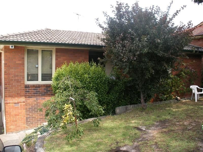 42 Warwick Road, Dundas NSW 2117