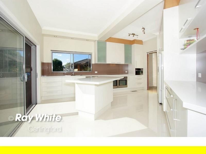 6 Quentin Place, Oatlands NSW 2117