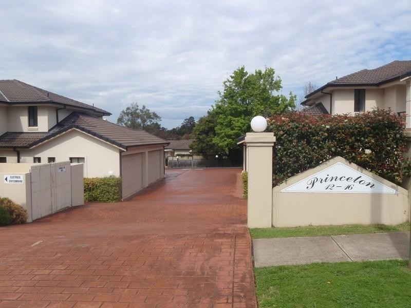 12/12-16 Prince Street, Oatlands NSW 2117