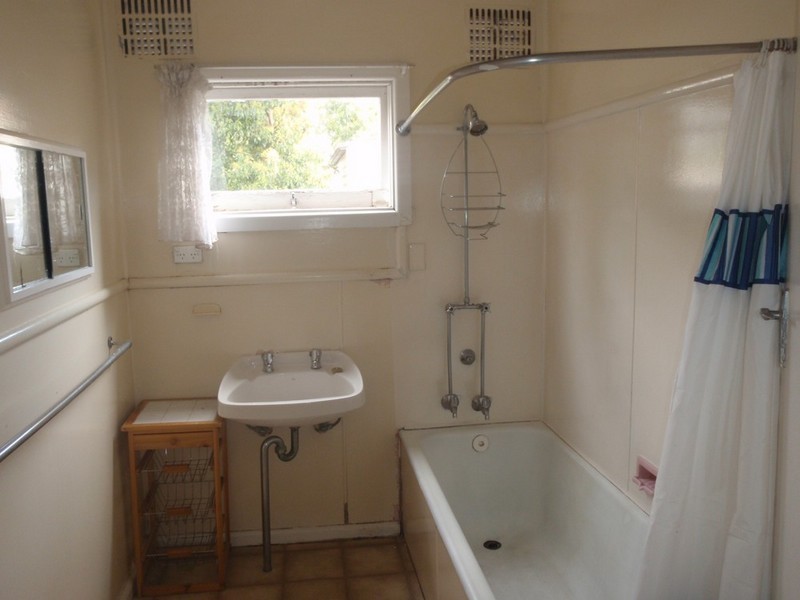 2/24 Hammers Road, Northmead NSW 2152