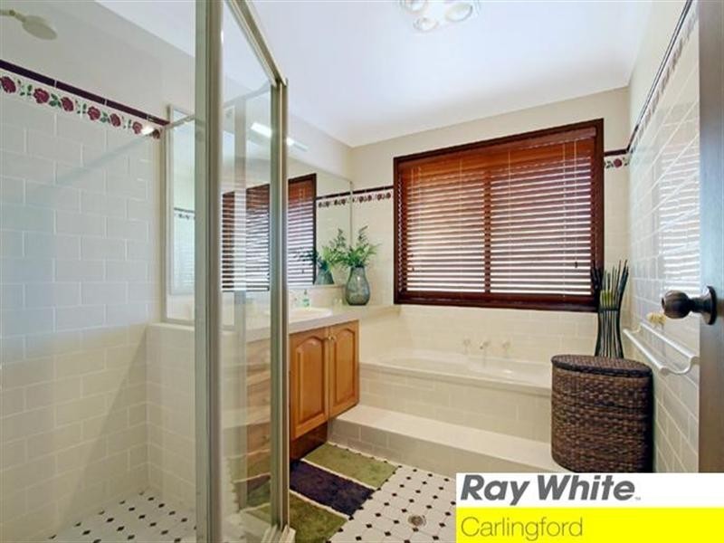 12 Amberwood Place, Castle Hill NSW 2154