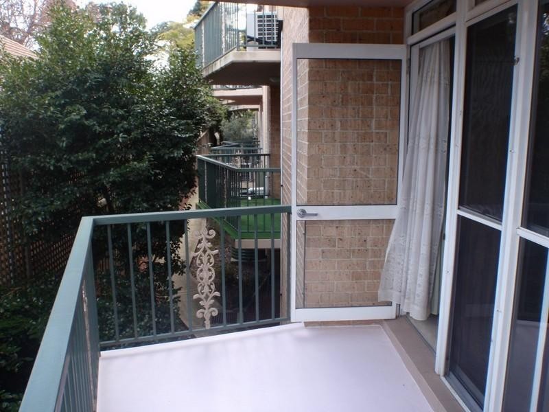 18/15 Wyoming Avenue, Oatlands NSW 2117