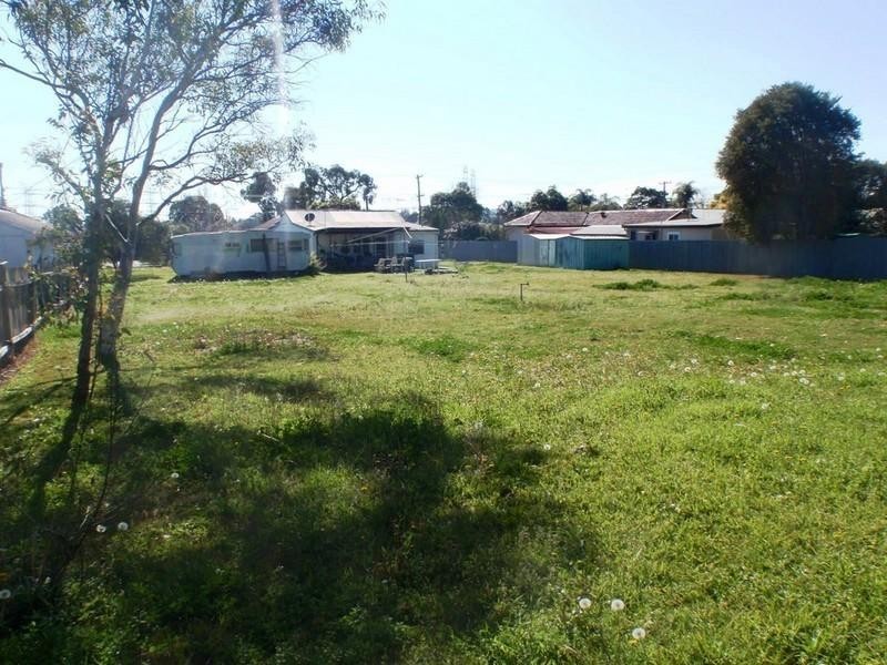 34 Canberra Street, Oxley Park NSW 2760